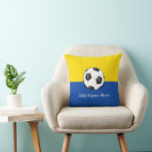 Voetbal op gele en blauwe achtergrond kussen (Stoel)