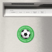 Voetbal op groene aangepaste tekst magneet (Insitu (Vaatwasser))