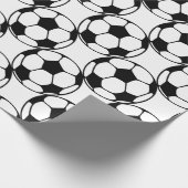 voetbal patroon in zwart-wit cadeaupapier (Hoek)