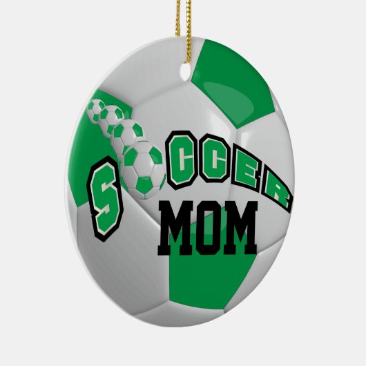 Voetbal personaliseren | Groen Keramisch Ornament (Rechts)