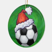 Voetbal Santa Hat op groen Keramisch Ornament (Links)
