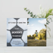 Voetbal Verjaardag Uitnodiging met Foto (Staand voorkant)