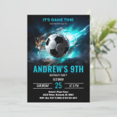 Voetbal Verjaardagsuitnodiging Minimalistische Kaa Kaart (Staand voorkant)