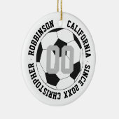 Voetbal Zwart-wit Speler Modern Keramisch Ornament (Rechts)