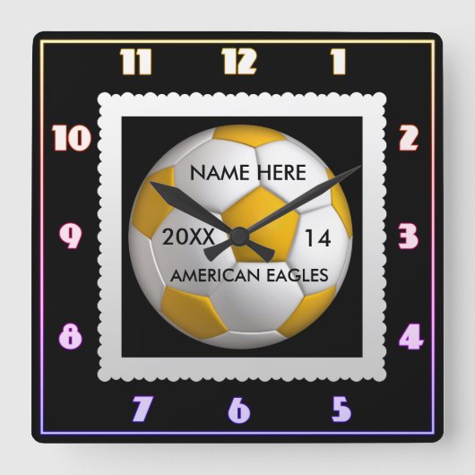 Voetbal zwarte en witte klok met afspeelnaam (Voorkant)