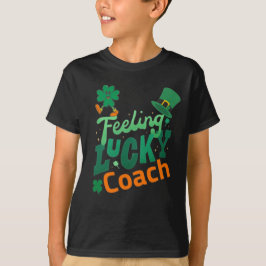 Voetbalcoach voor de dag van de ierse heilige patr t-shirt