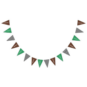 Voetbalfeestje voor jongens in bruin sportief verj vlaggetjes