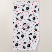 voetballen en harten patroon gepersonaliseerd strandlaken (Voorkant)
