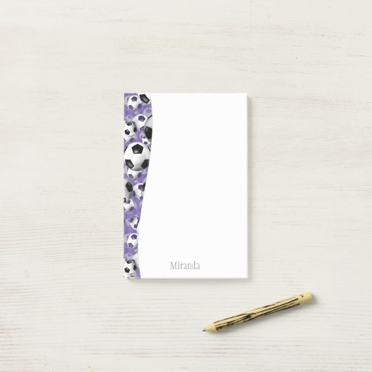 Voetballen paarse meisjesvoetbal post-it® notes (Op bureau)