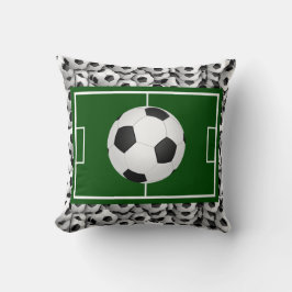 Voetbalveld en ballen kussen