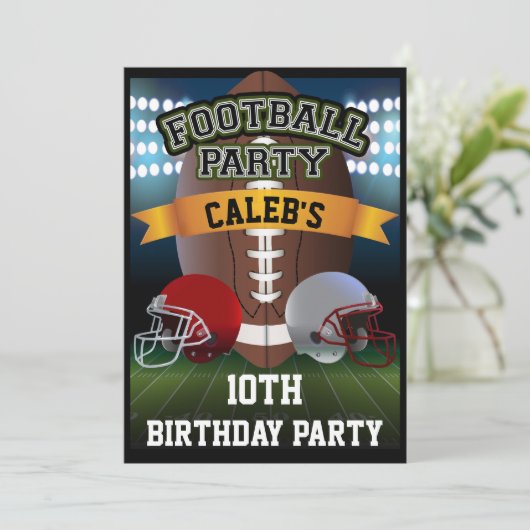 Voetbalveld & Teamhelmen Verjaardagsfeestje Kaart (Staand voorkant)