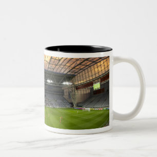 Voetbalwedstrijd, Forsyth Barr Stadium, Dunedin Tweekleurige Koffiemok