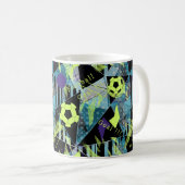 voetbalwedstrijd koffiemok (Voorkant rechts)