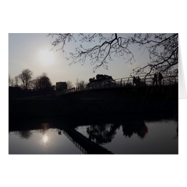 Voetbrug over een rivier (Voorkant Horizontaal)