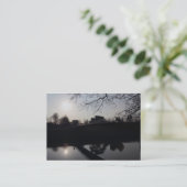 Voetbrug over een rivier visitekaartje (Staand voorkant)