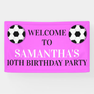 Voetganger: roze verjaardagsmuur spandoek