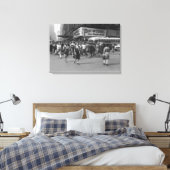 Voetgangers 2 canvas afdruk (Insitu (Slaapkamer))