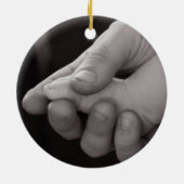 Voetje in grote hand Ornament (Achterkant)