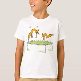 Voetstoffen op trampoline t-shirt