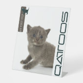 VOETTEKEN VAN QATTOOS RECLAMEBORD MET VOETSTUK (Voorkant)