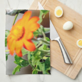 Voetvogel op een bloeiend plant theedoek (Quarter Fold)