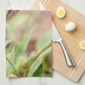 Voetvogel op een bloeiend plant theedoek (Quarter Fold)