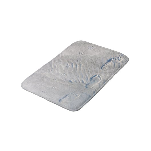 Vogel- en menselijke voetafdrukken in zand, zout L Badmat (Gekanteld)