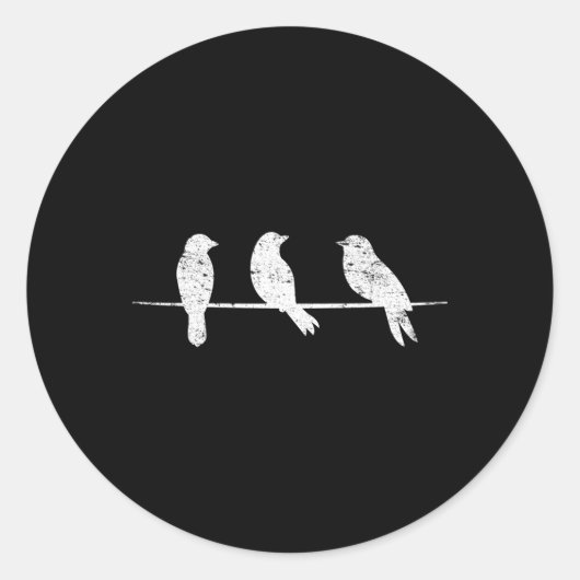 Vogel kijken naar drie vogels op een draad ronde sticker (Voorkant)