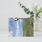 Vogel op Beer met prikkeldraad Paw-bergen Briefkaart (Staand voorkant)