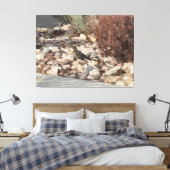 Vogel op de rotsen op canvas print (Insitu (Slaapkamer))