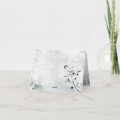 Vogel op sneeuwbijkantoor met kerst met bessen feestdagen kaart (Achterkant)