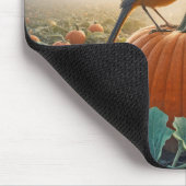 Vogel zingt op een Oranje pompoen Muismat (Hoek)