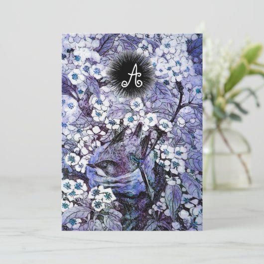 VOGELNEST, WITTE BLAUWE LENTE BLOEMEN MONOGRAM AANKONDIGING (Staand voorkant)