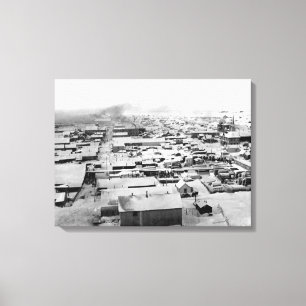 Vogeloog uitzicht van Nome, Alaska met sneeuw Canvas Afdruk