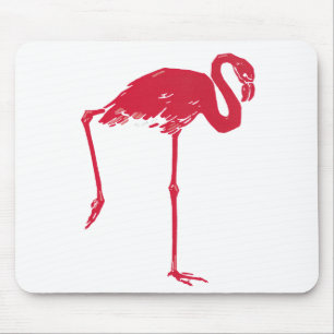  vogels, een roze flamingo met één been omhoog muismat