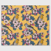 Vogels en bloesems op geel cadeaupapier (Vlak)