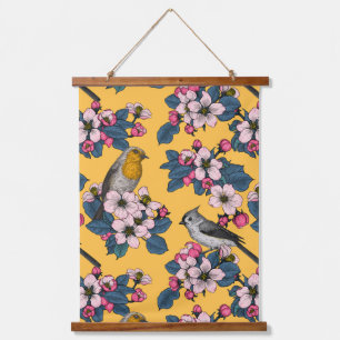 Vogels en bloesems op geel hangend wandkleed