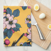 Vogels en bloesems op geel theedoek (Quarter Fold)
