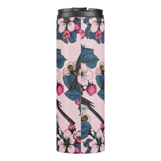 Vogels en bloesems op roze thermosbeker (Achterkant)