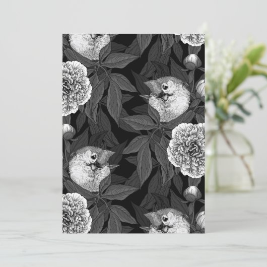 Vogels en pioenbloemen monochroom, grijs (Staand voorkant)