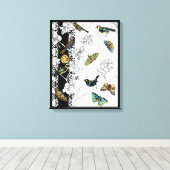 Vogels en vlinder op een zwarte en witte achtergro canvas afdruk (Insitu (Houten vloer))