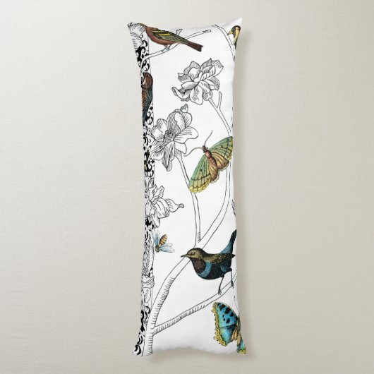 Vogels en vlinder op een zwarte en witte achtergro lichaamskussen (Achterkant (Verticaal))