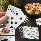 Vogels en vlinder op een zwarte en witte achtergro speelkaarten (Insitu)