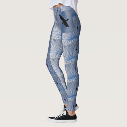 Vogels in Blue Cloudy Sky Legging (Links)