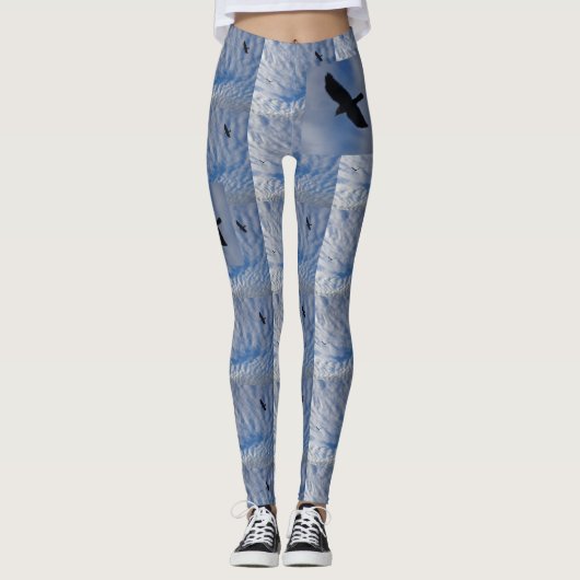 Vogels in Blue Cloudy Sky Legging (Voorkant)