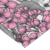 Vogels in roze lila tuin tafelkleed (Gekanteld)