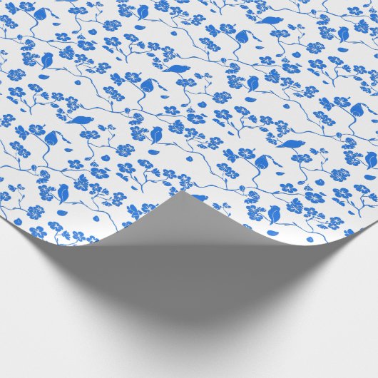 Vogels op Cherry Blossom Blue Print Cadeaupapier (Hoek)