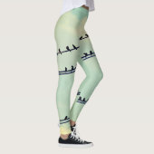 Vogels op draden,  blauwe lucht. leggings (Rechts)