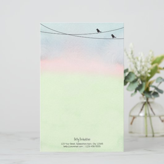 Vogels op een Briefpapier van een draad (Staand voorkant)