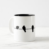 Vogels op een draad tweekleurige koffiemok (Voorkant links)